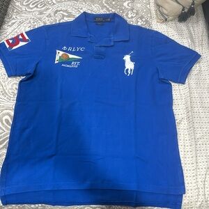 Polo style shirt in good condition, large size, custom fit